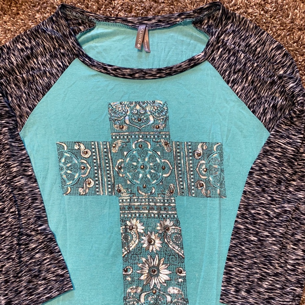 Women’s cross top